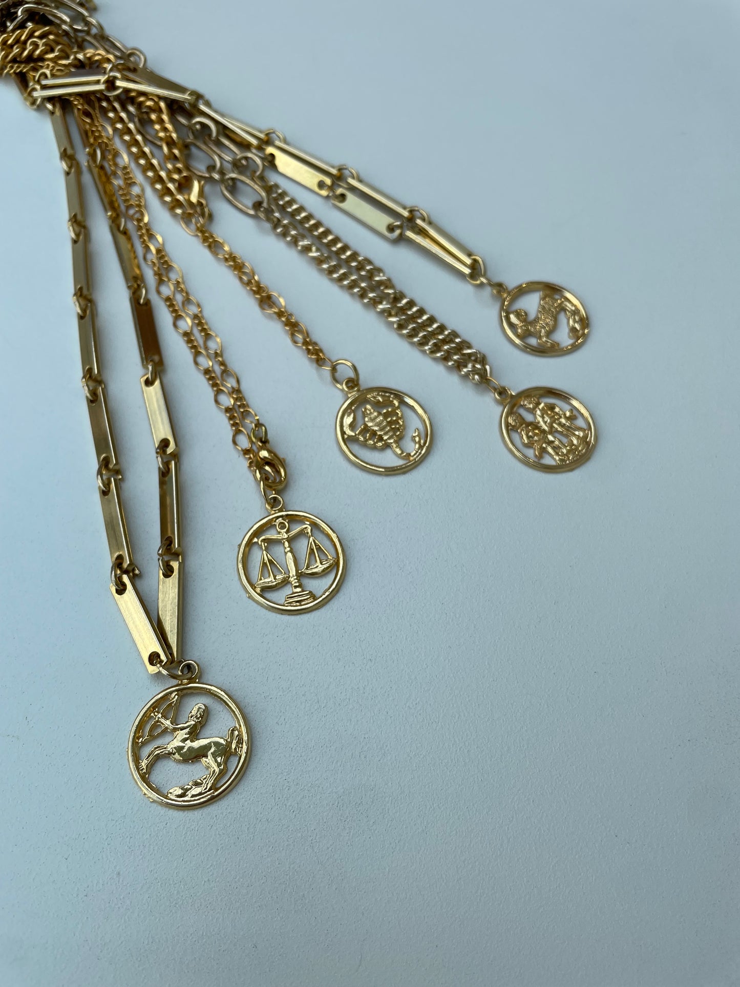 Bilancia necklace