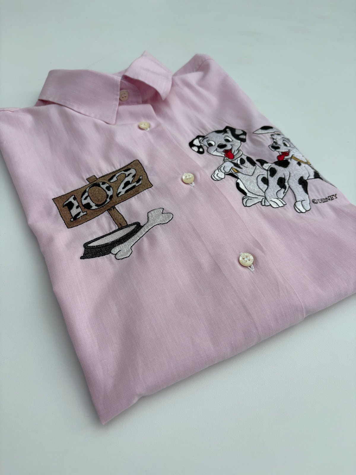Camicia rosa con dalmata by Schvili