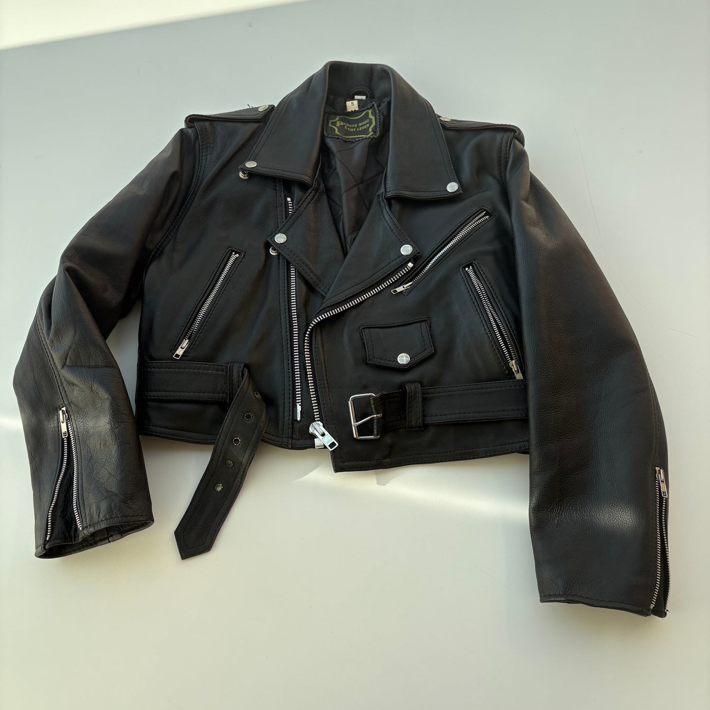 Chiodo in pelle