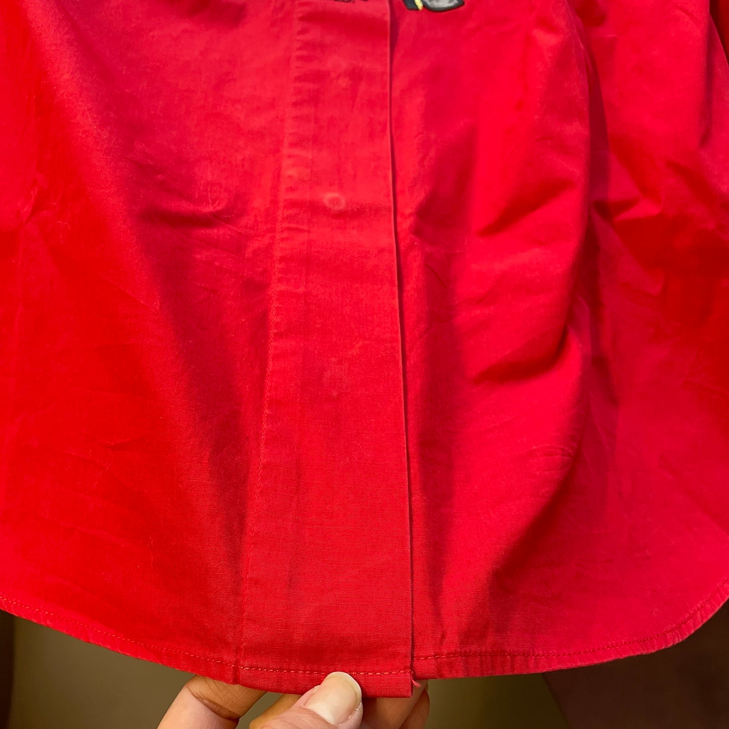Schvili Betty in red