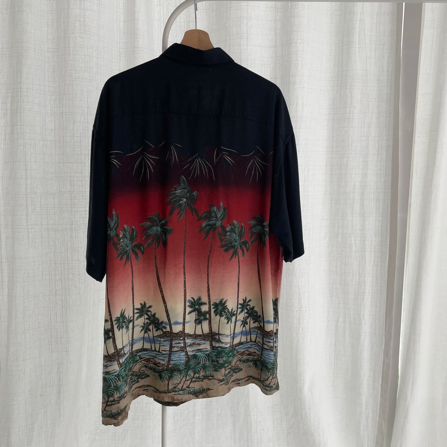 Dark Hawaian shirt