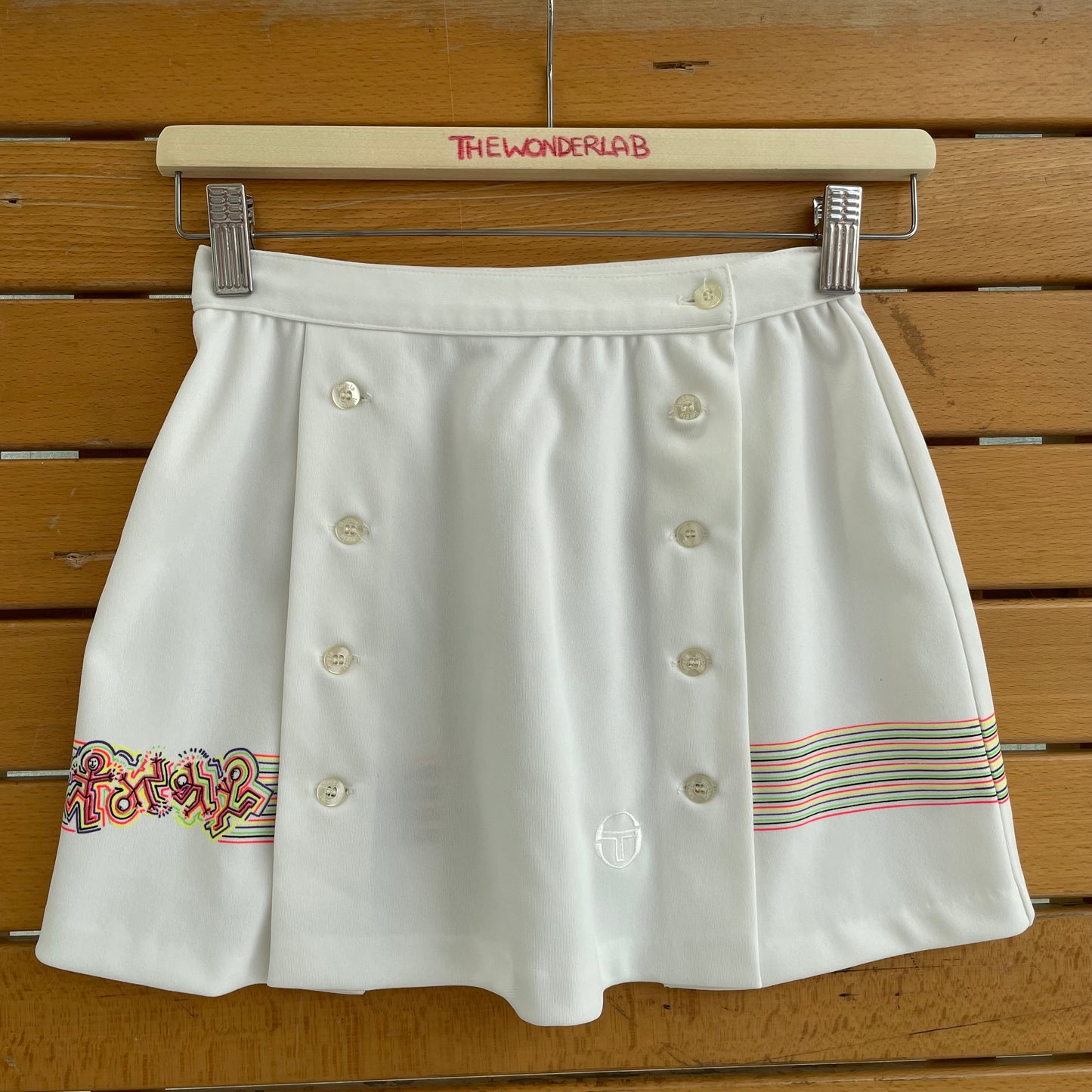 Alternative skirt