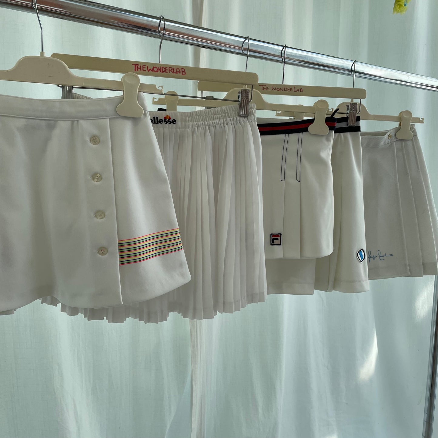 Alternative skirt
