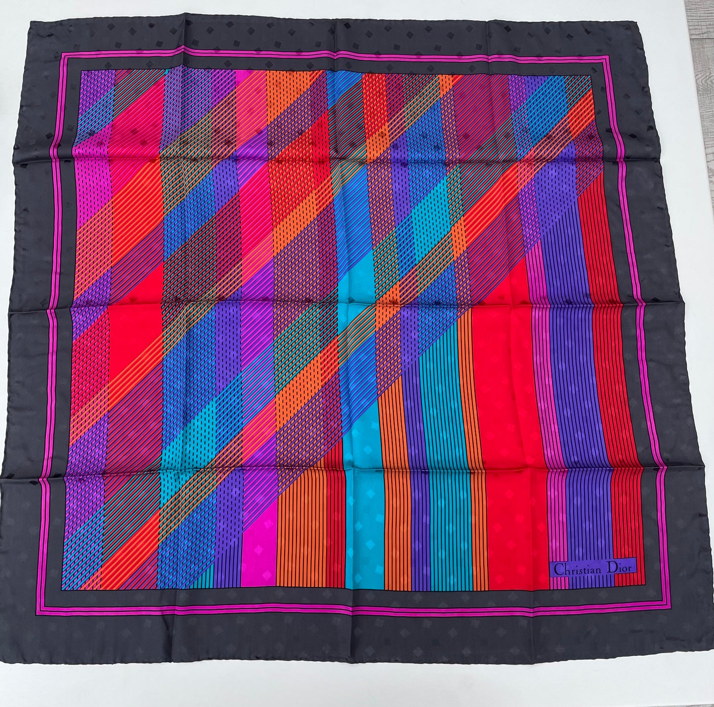 Dior foulard