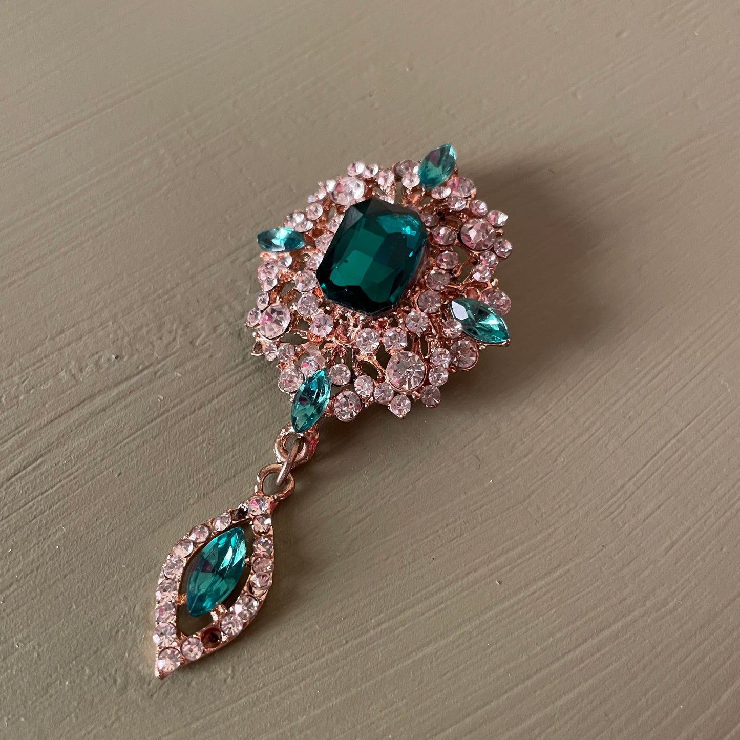Spilla vintage “smeraldo”