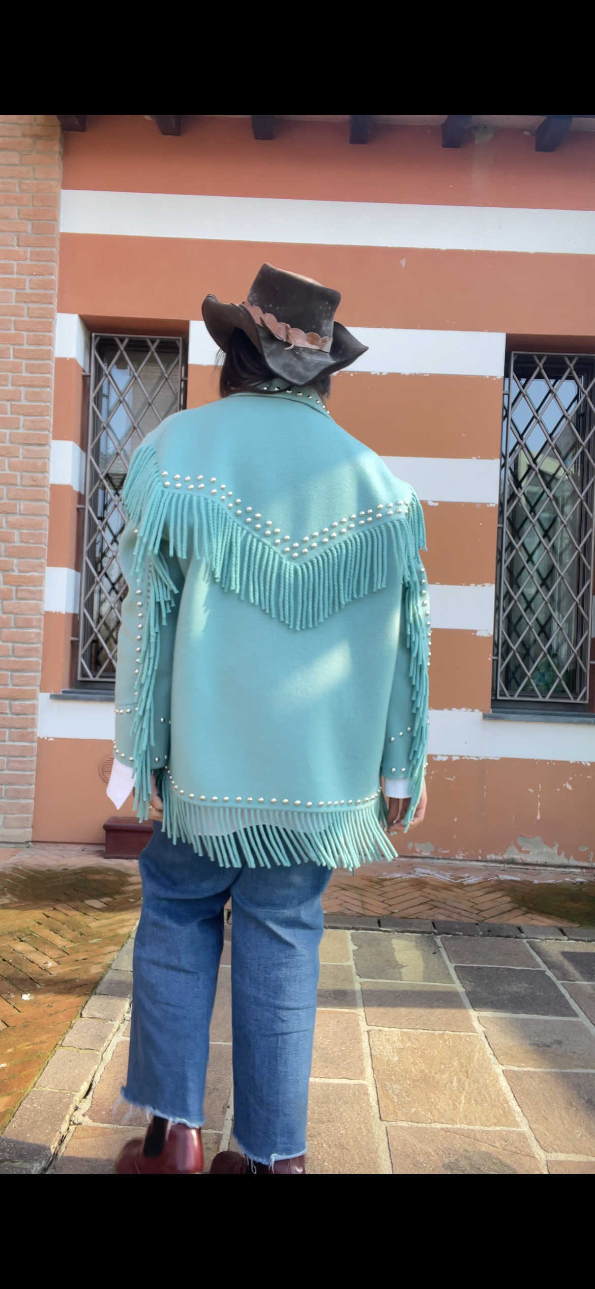 Parosh western coat