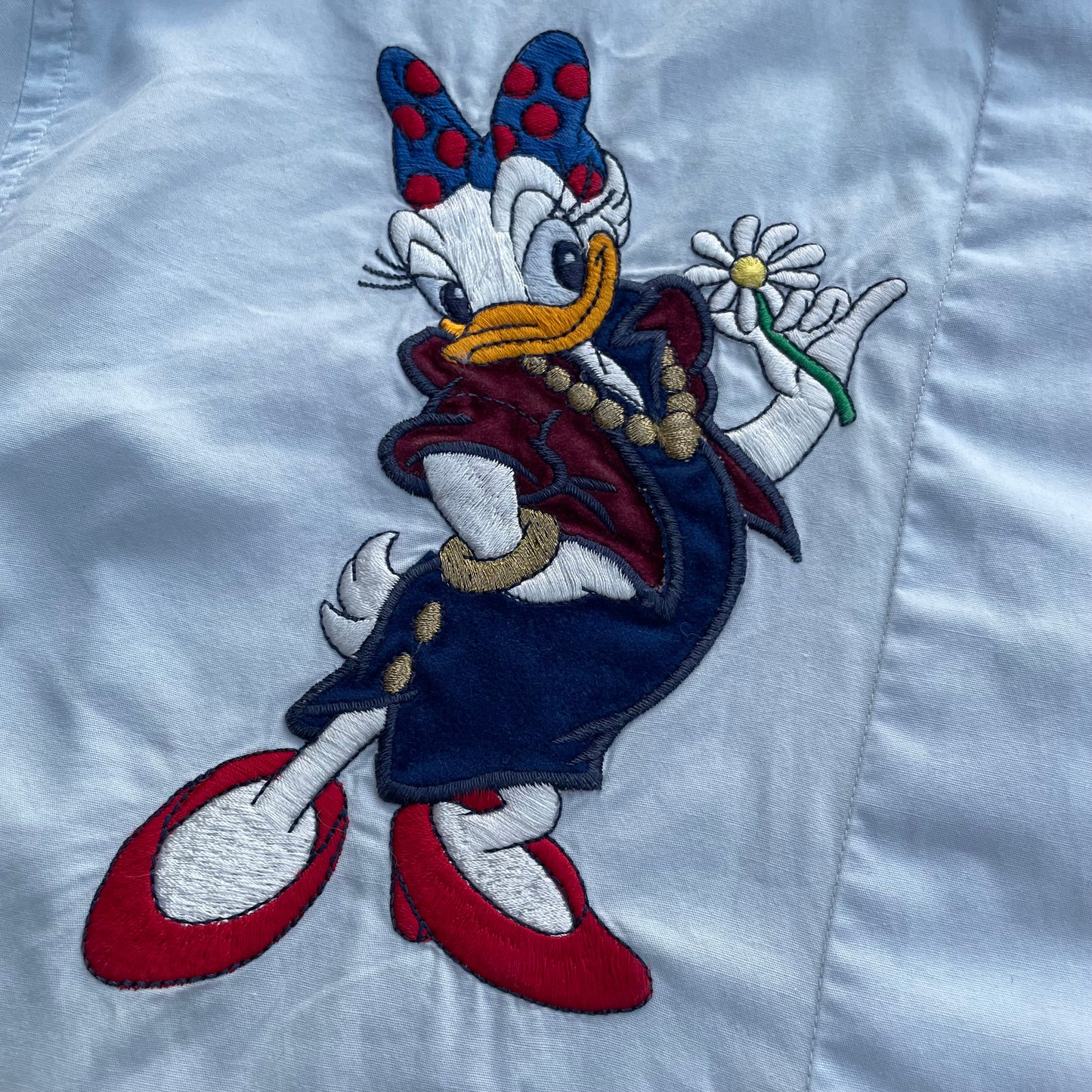 Donald Duck in love shirt
