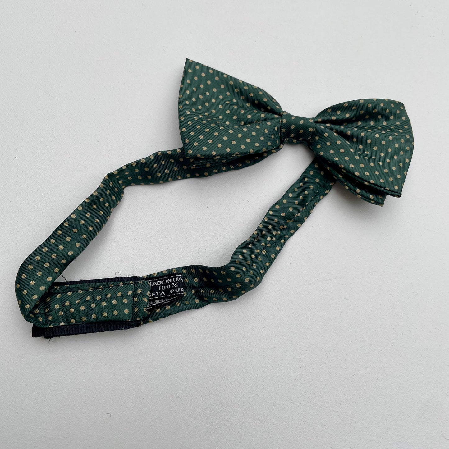 Papillon a pois verdi