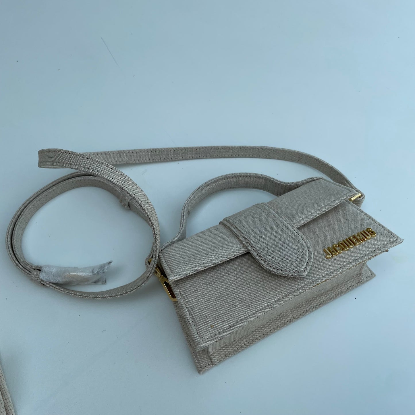 Jacquemus l'enfant - sable