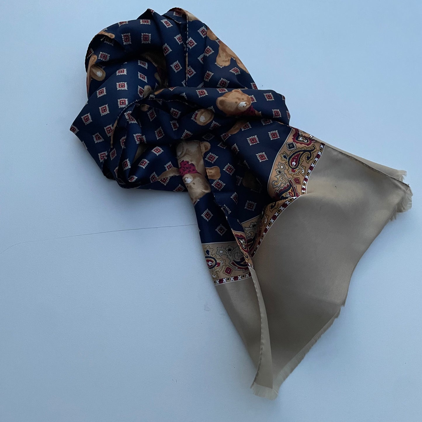 Bear scarf blu