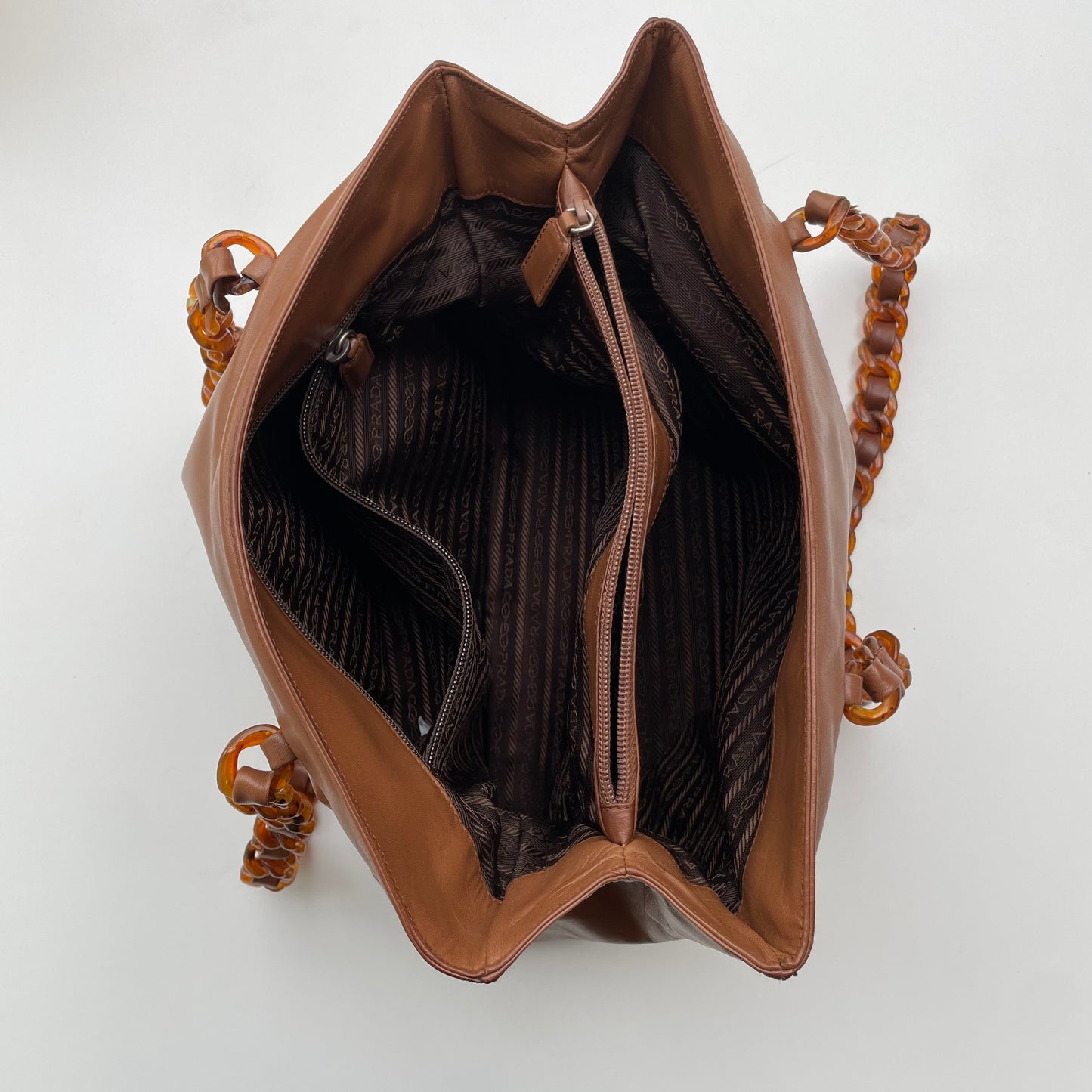 Prada bag in nappa e bachelite