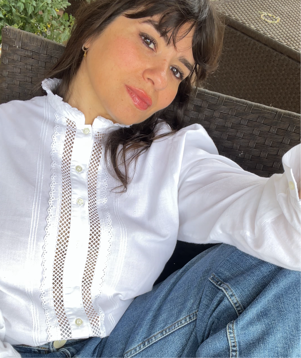 Tyrolean shirt with ruffle collar