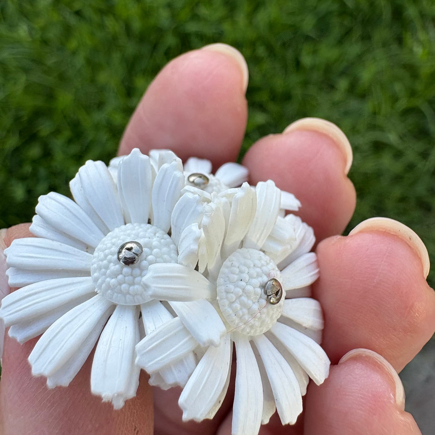 Orecchini fiori bianchi