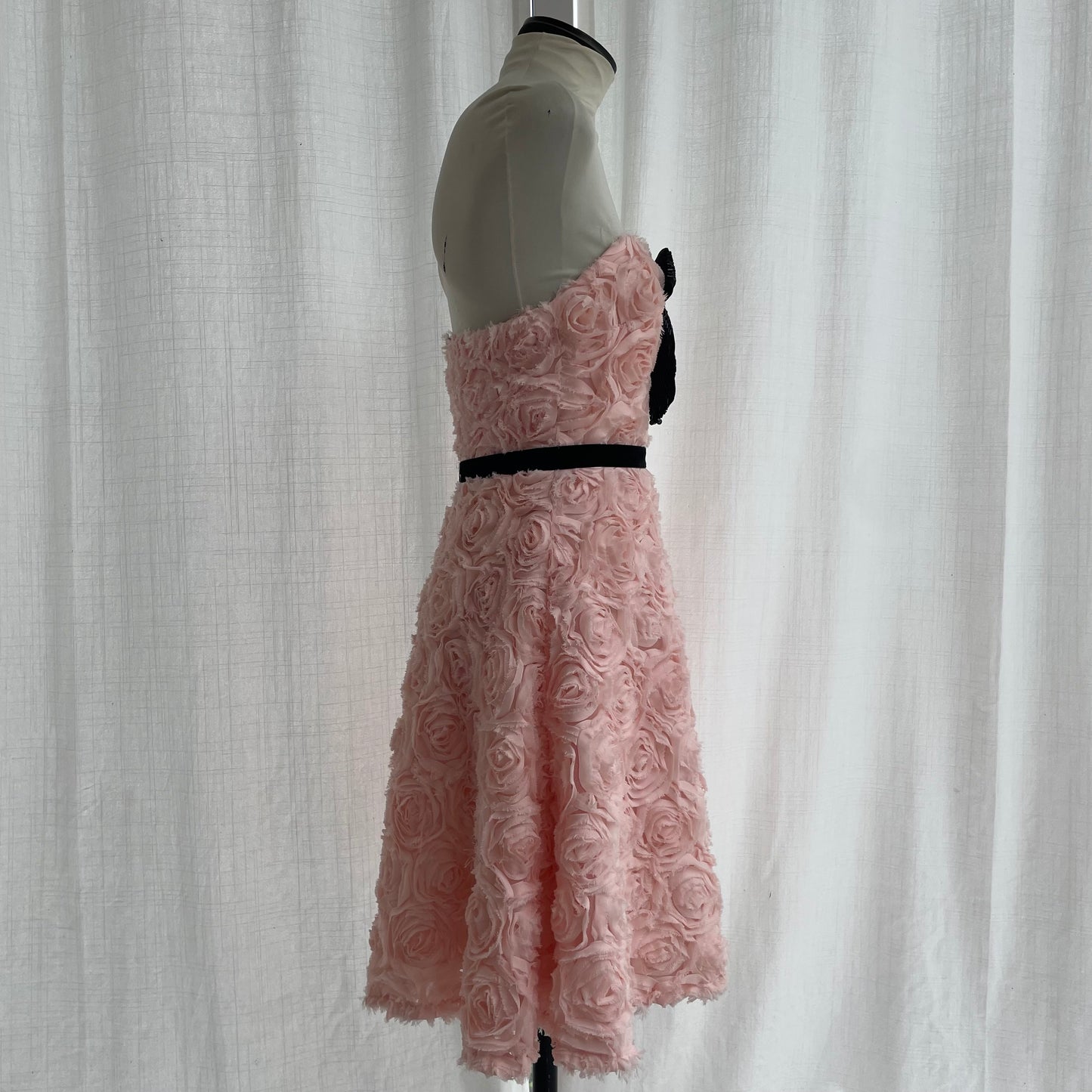 Dress with roses
