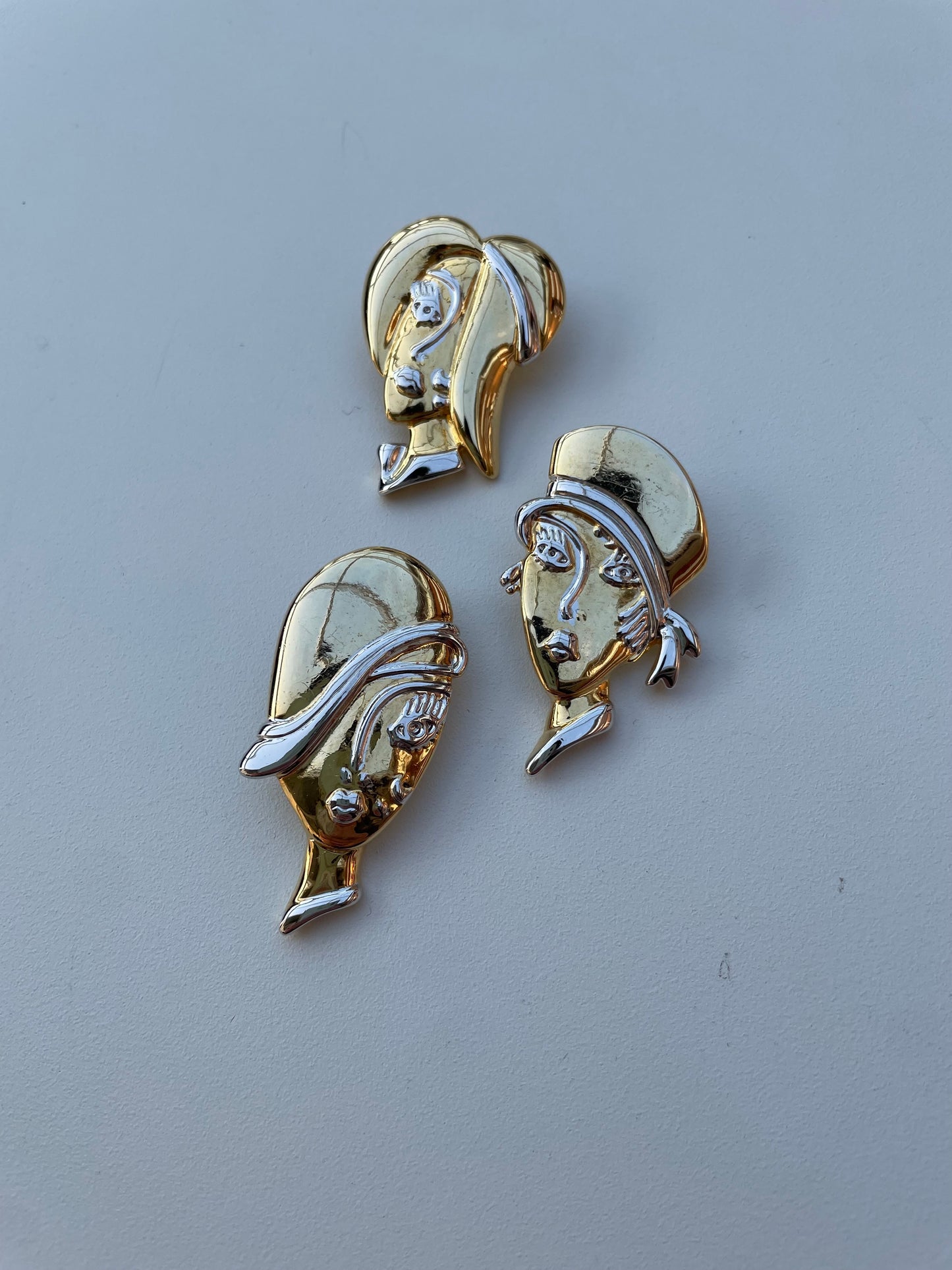 Spilla Schiaparelli style