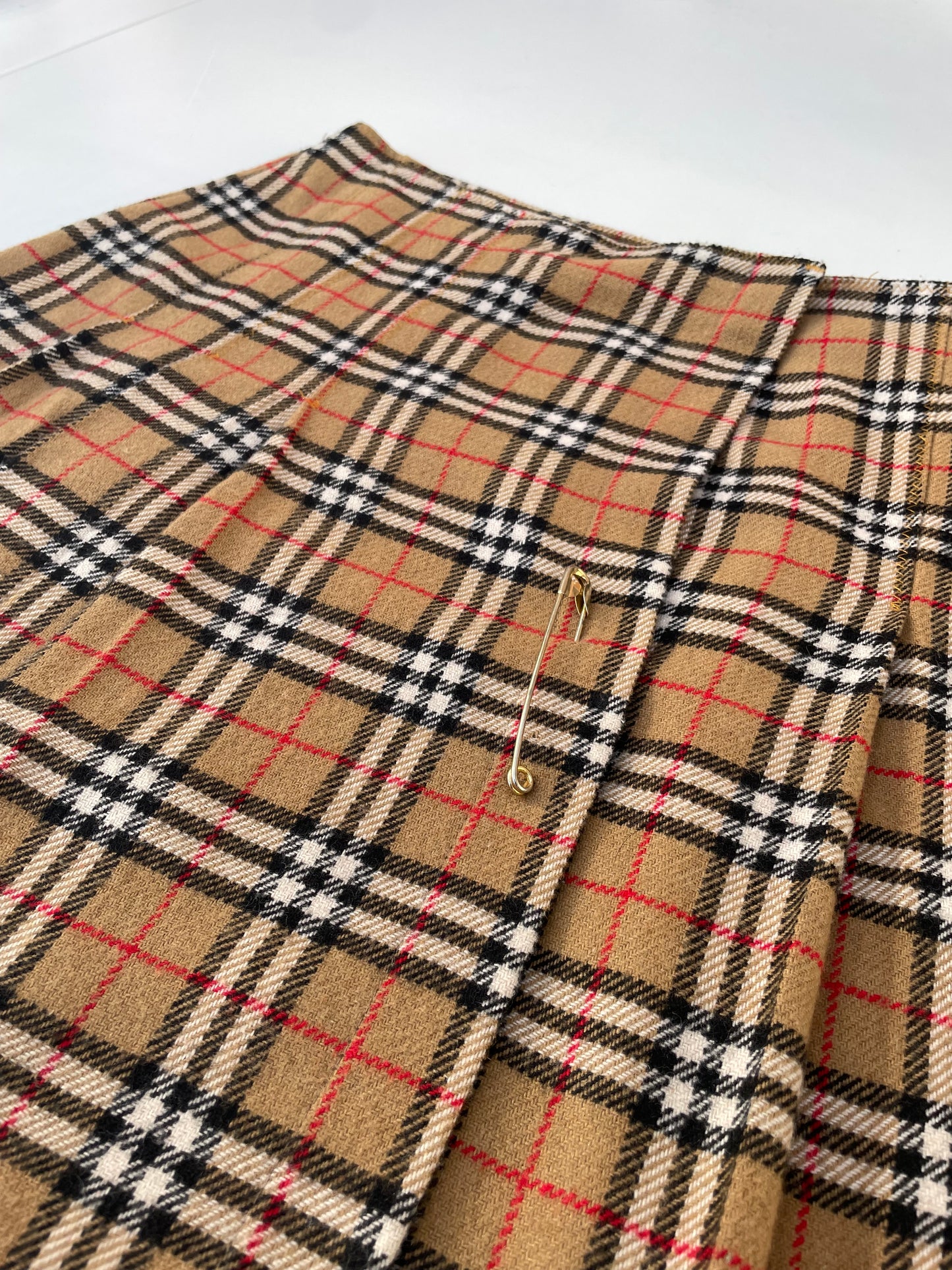 Beige tartan kilt