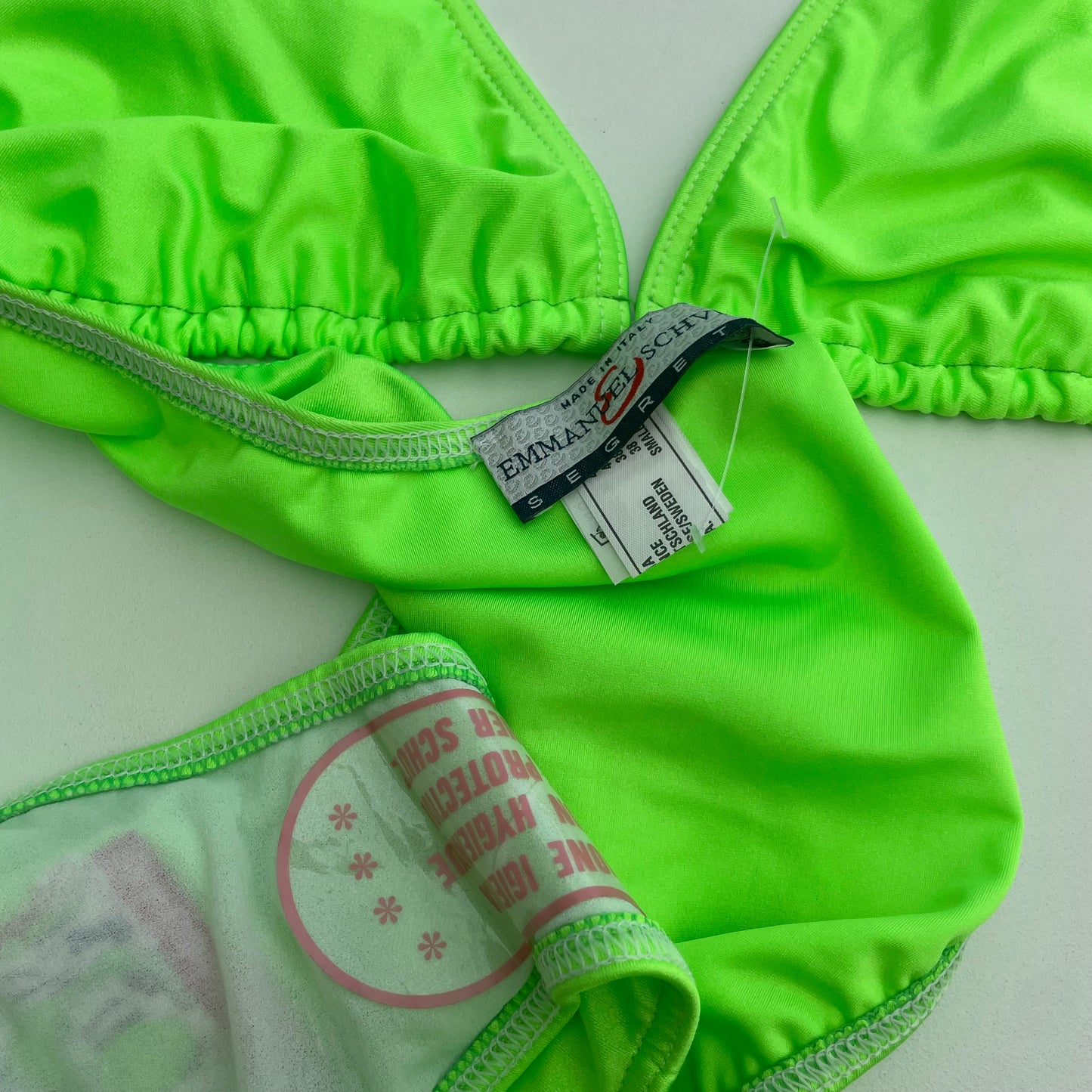 Bikini “la carica dei 101”
