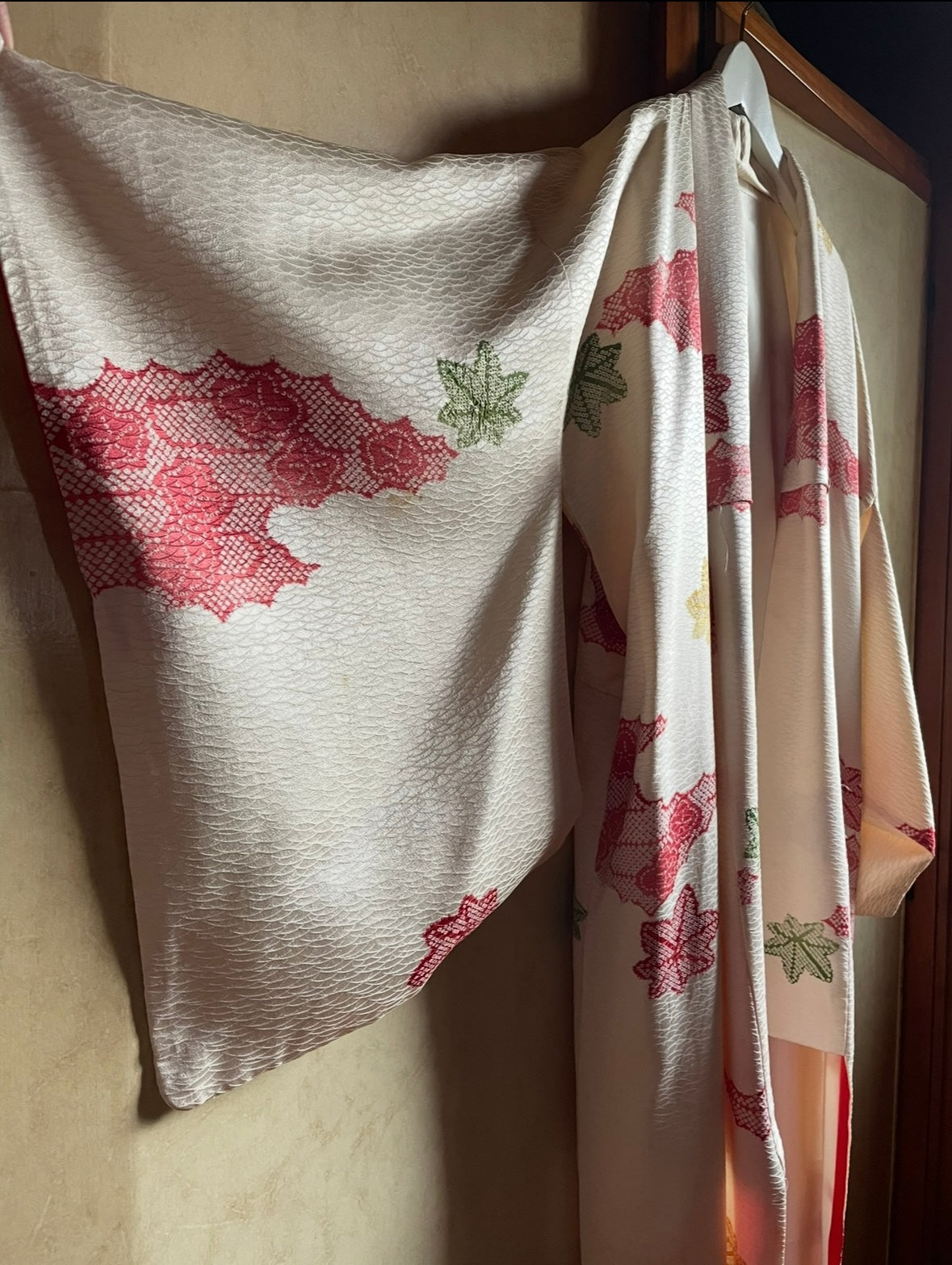 Kimono foglie