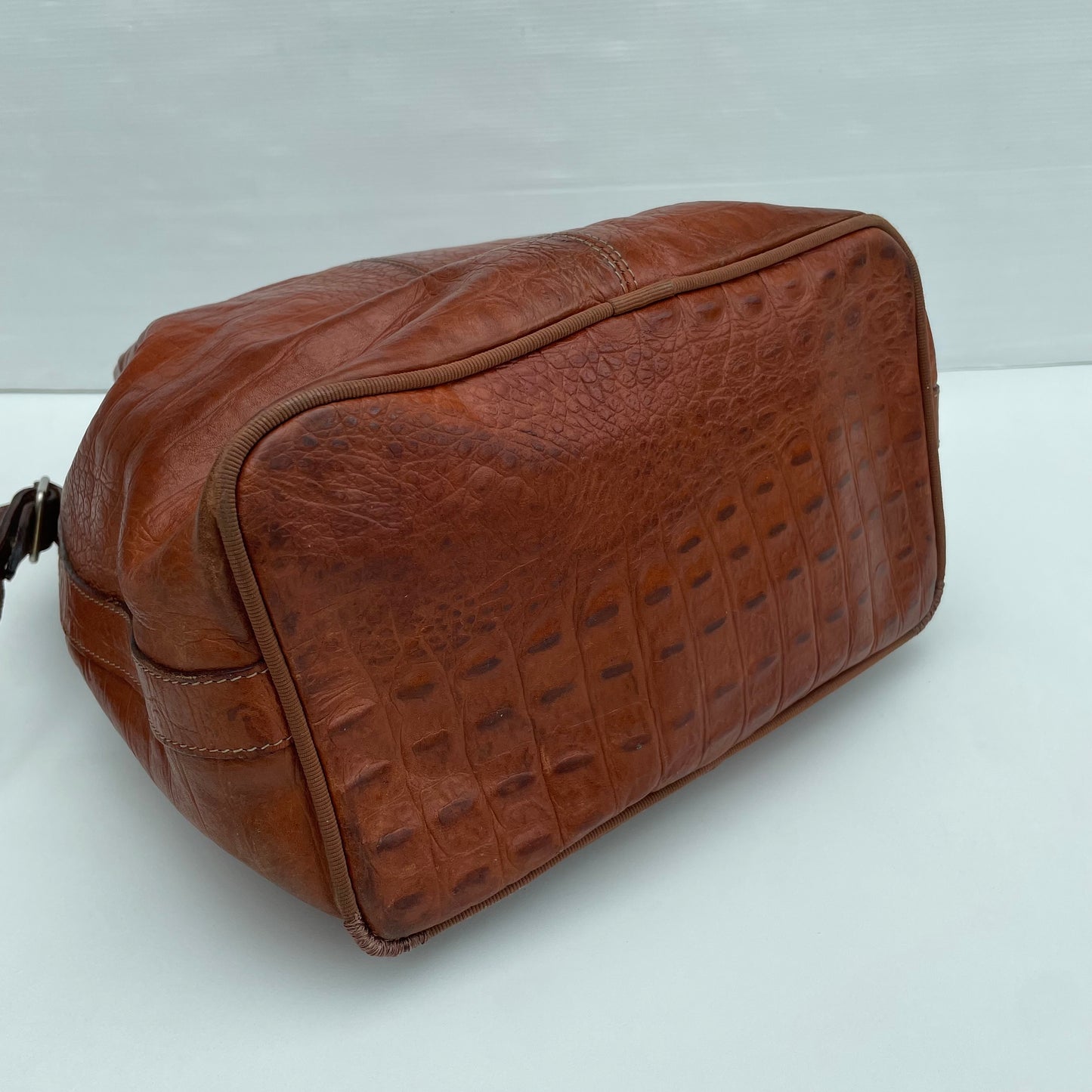 Sac seau en cuir vintage