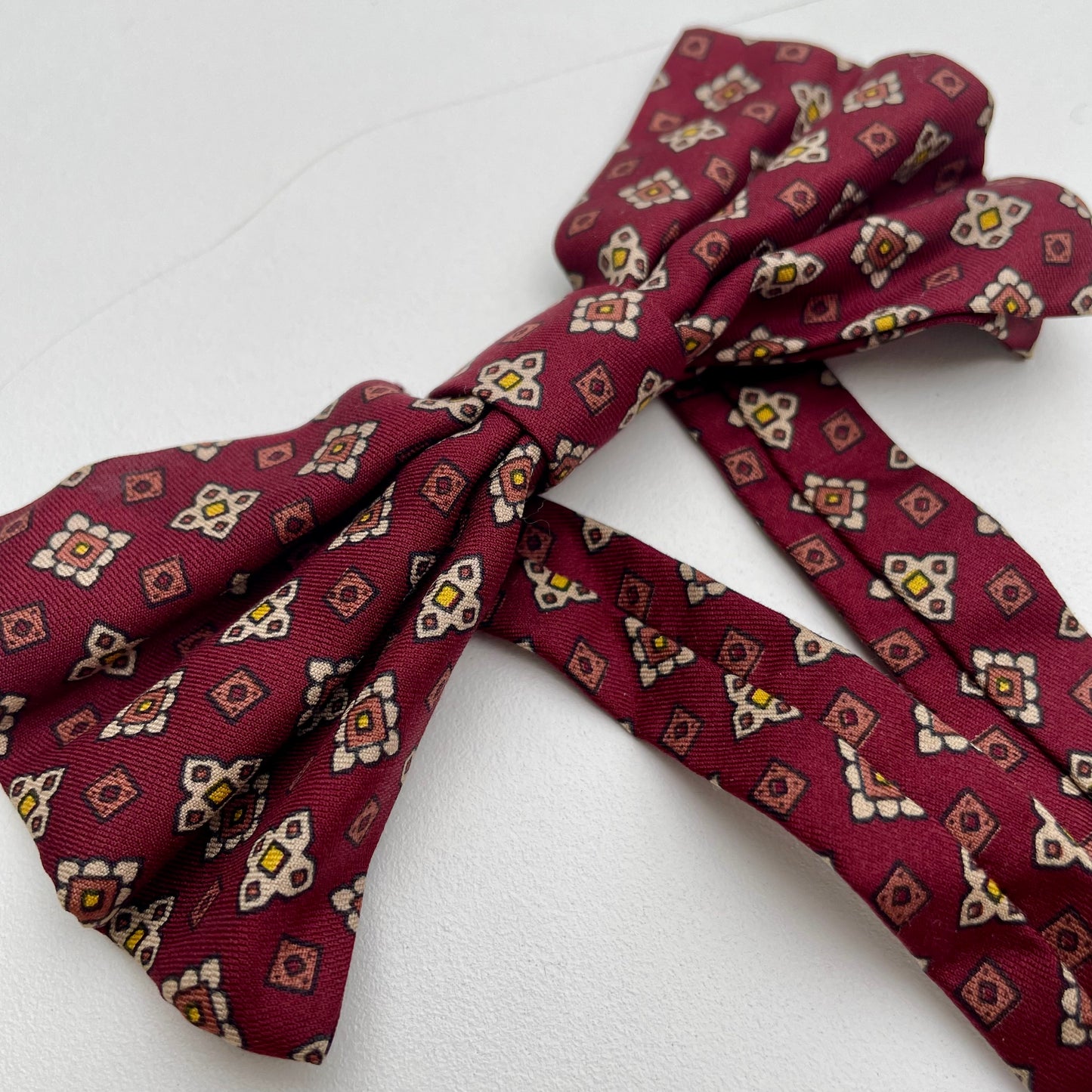 Papillon bordeaux -sartoriale