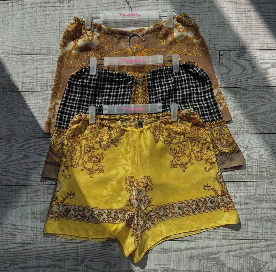 Fou- shorts