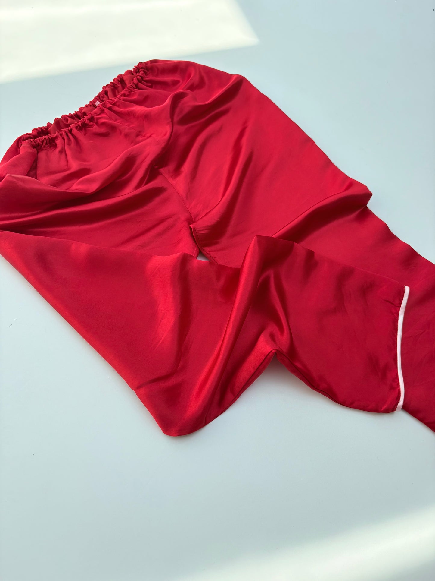 Completo orientale rosso