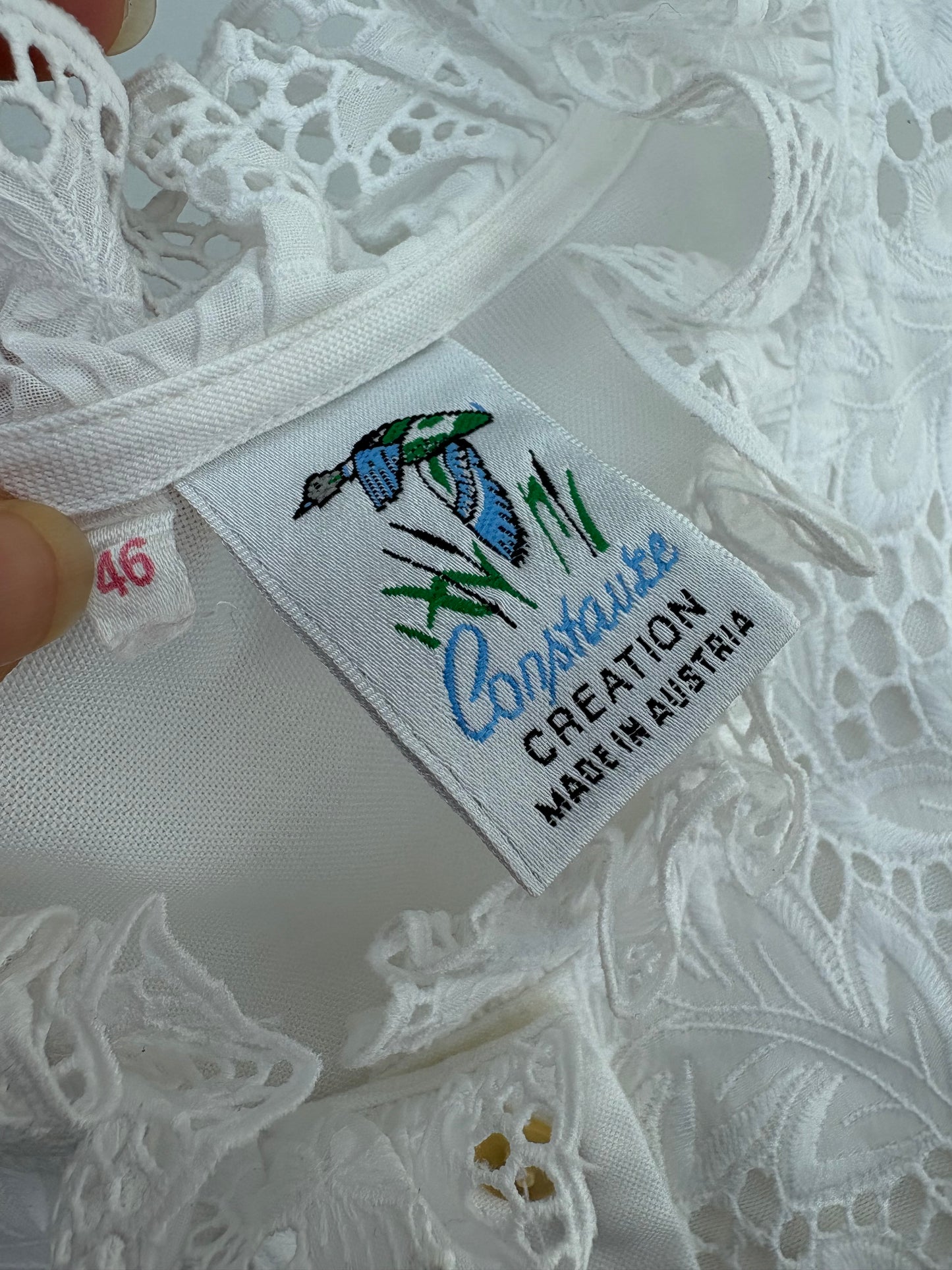 Camicia bianca tirolese