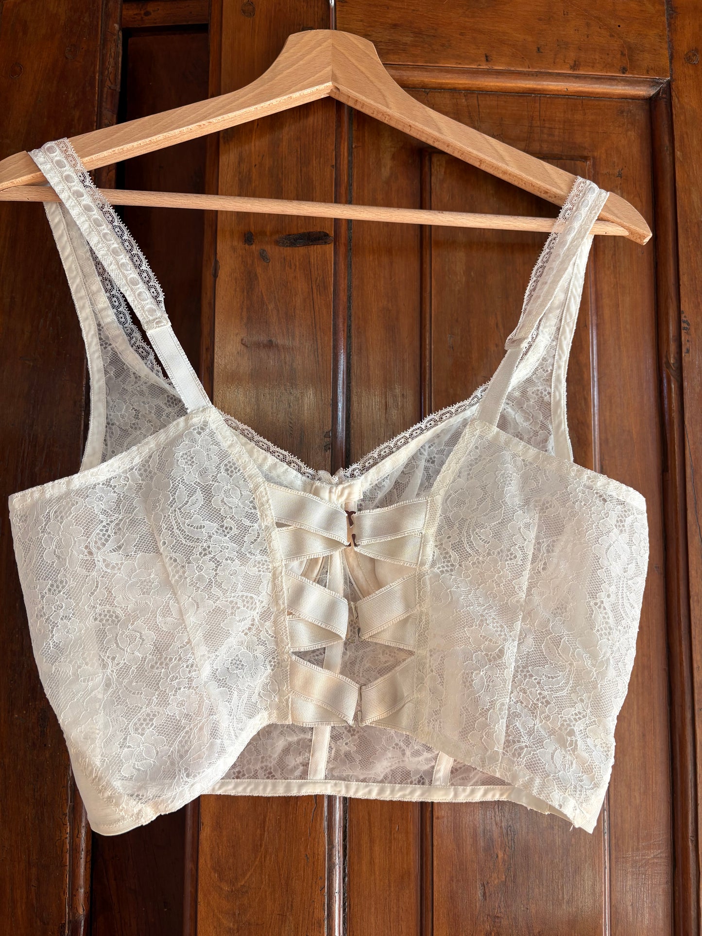 Corsetto pizzo macramè