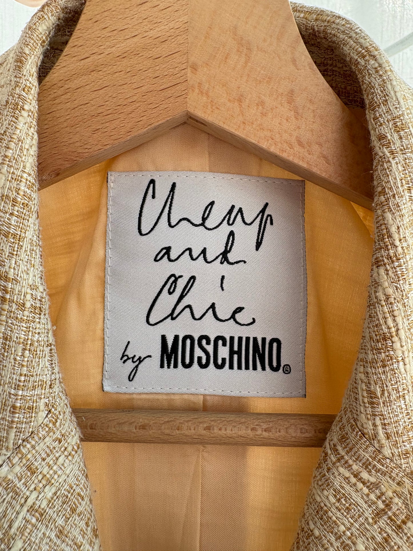 Giacca Moschino con conchiglie