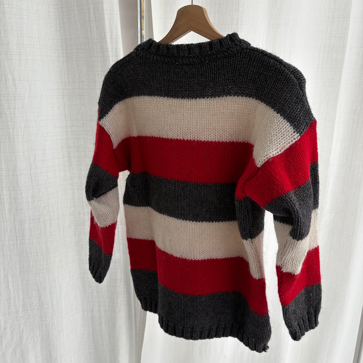101 striped pullover