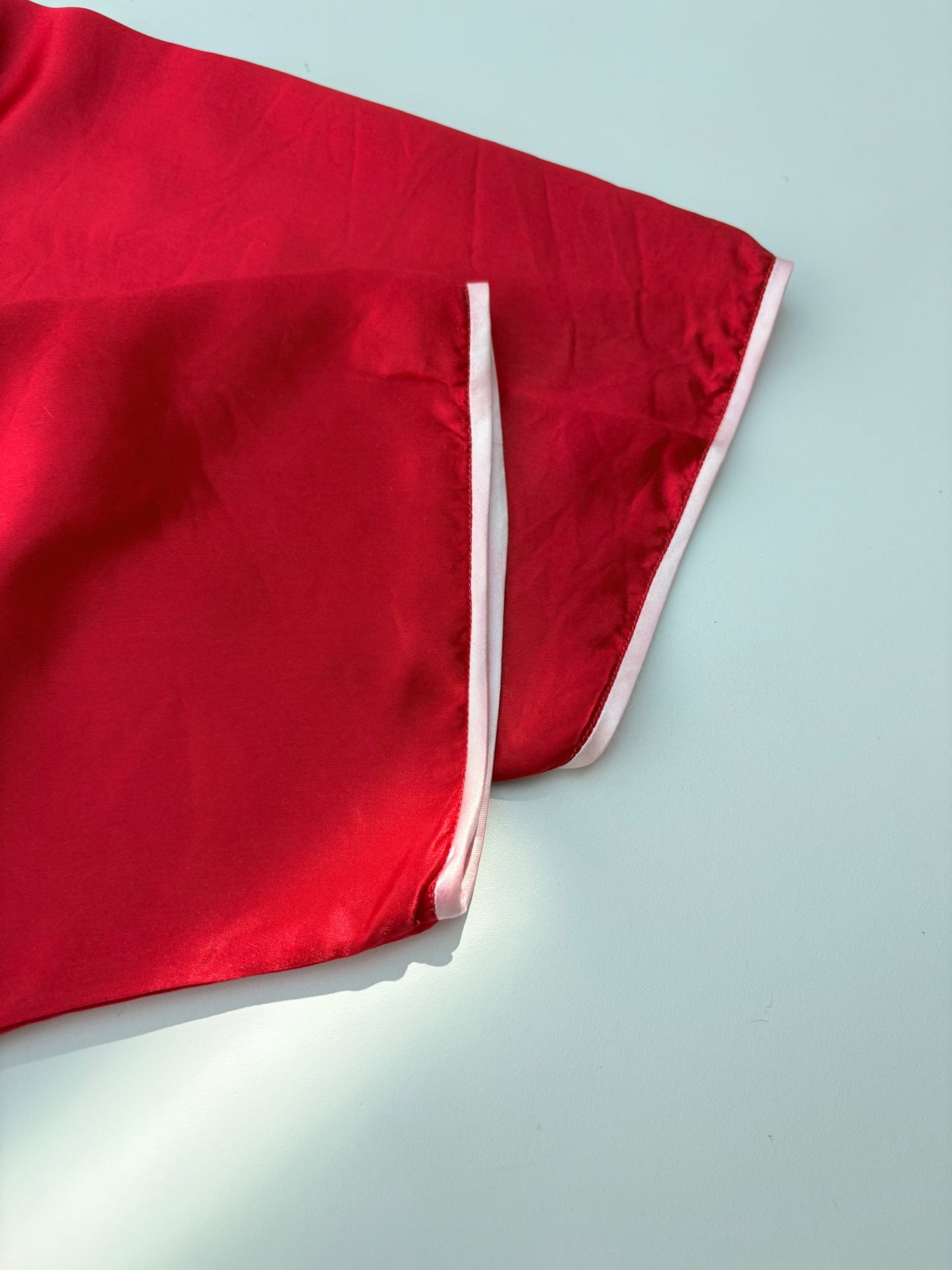 Completo orientale rosso