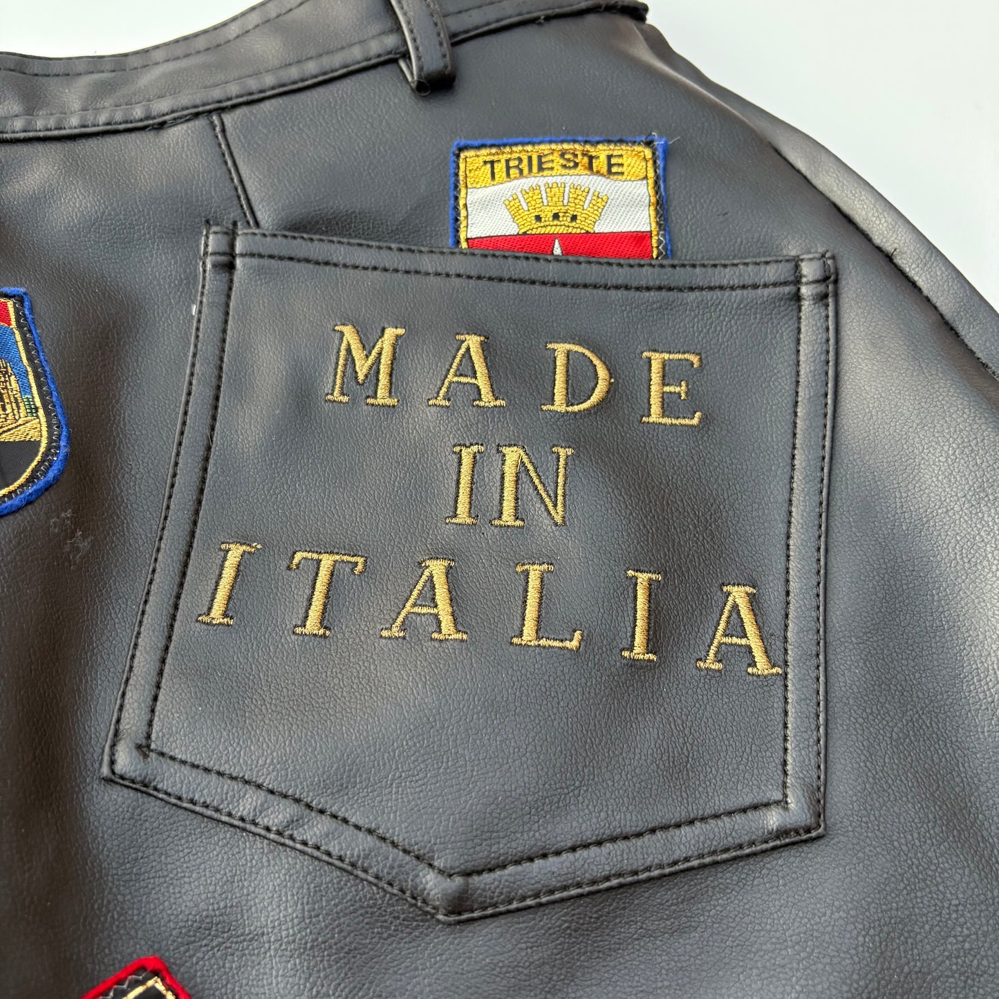 Moschino minigonna stemmi