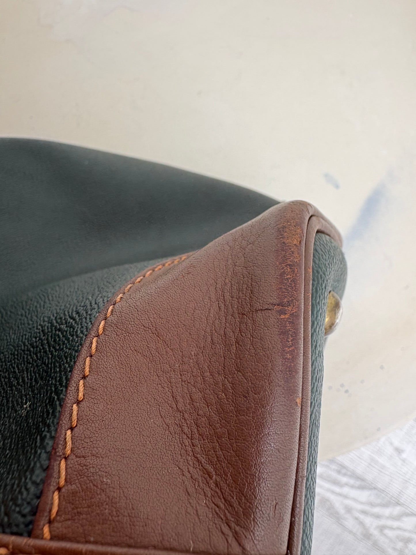 Secchiello Trussardi verde bosco con patta