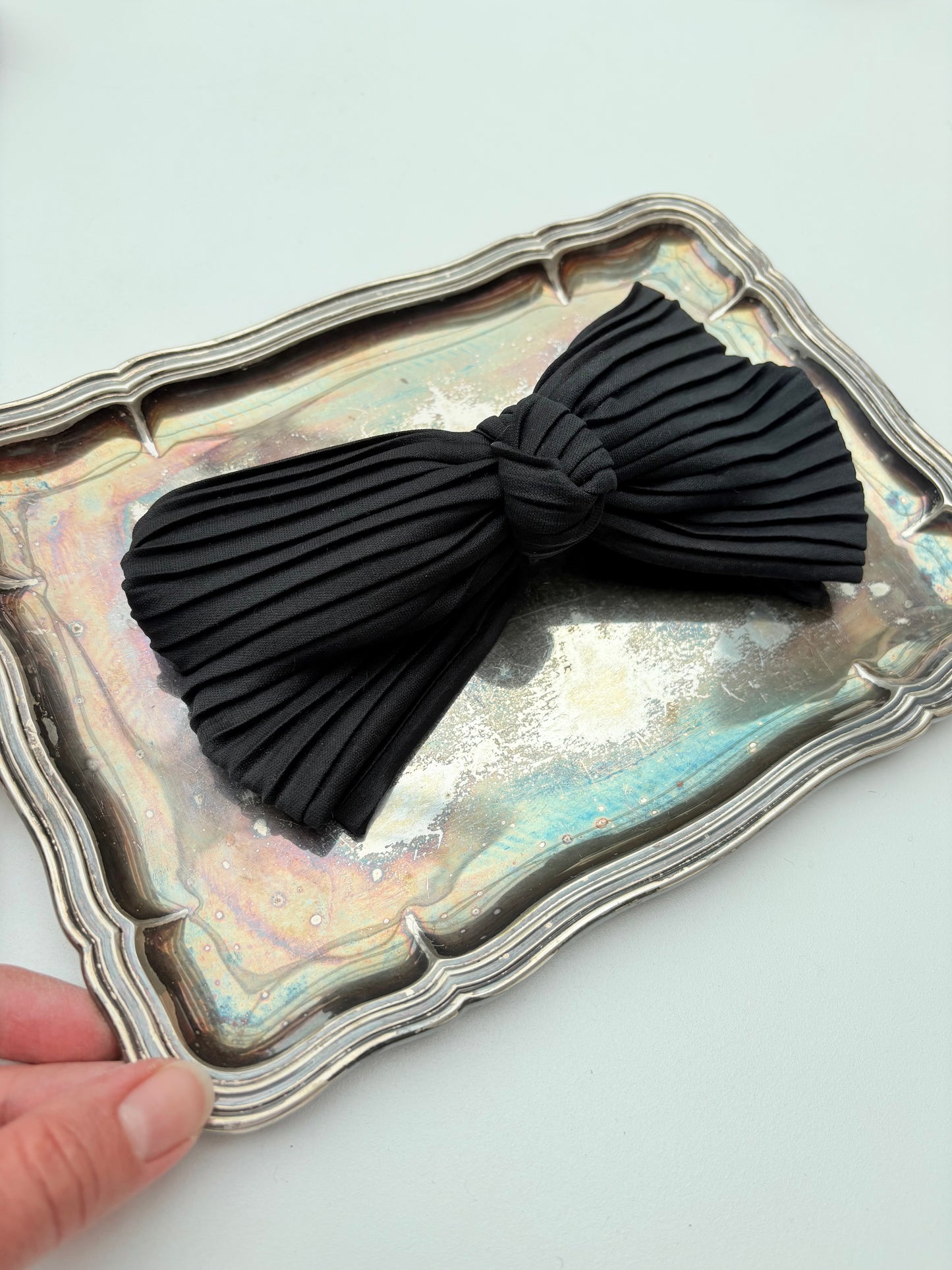 Fiocco nero plisse per capelli