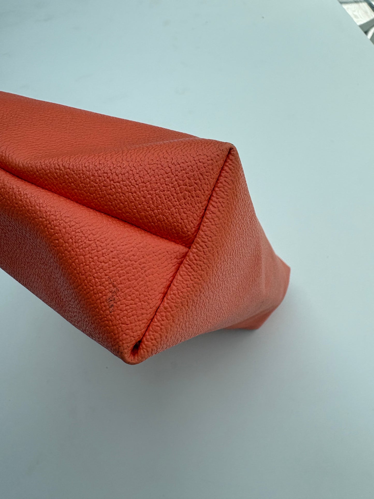 Trussardi albicocca con spessore