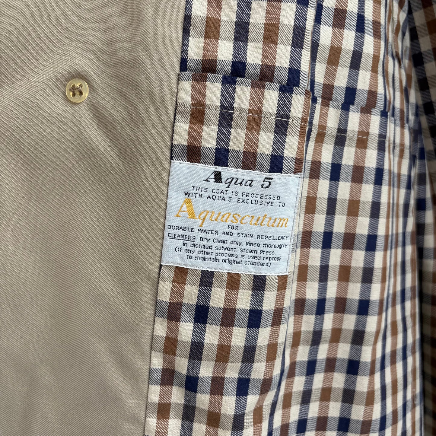 Aquascutum impermeabile