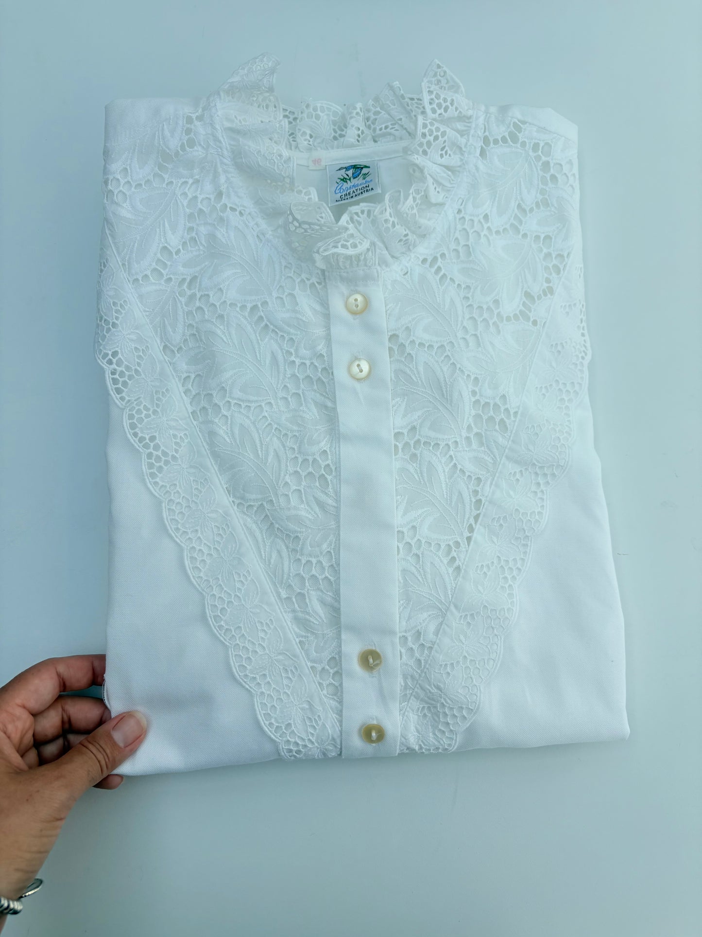 Camicia bianca tirolese