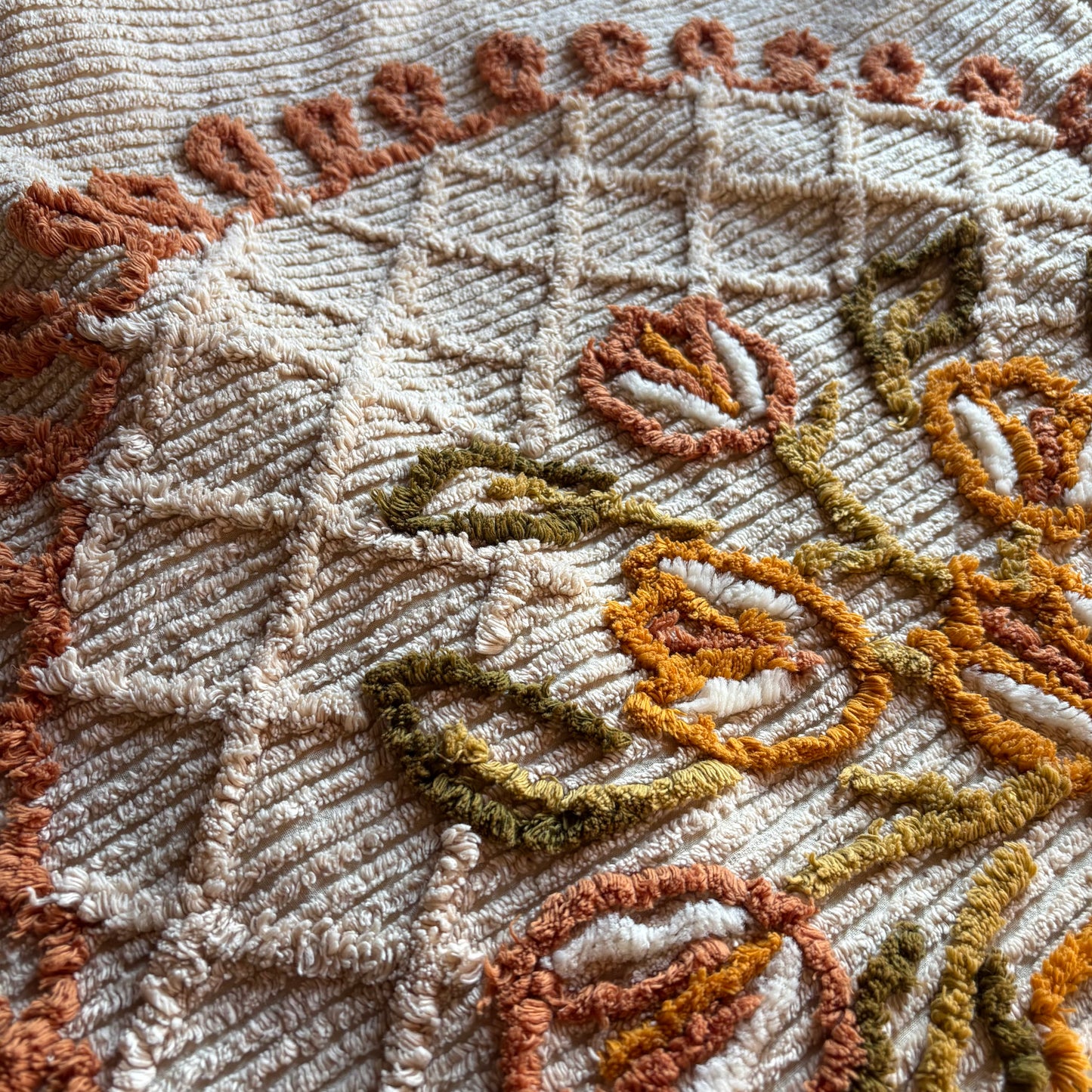 Giacca con disegno sul fondo