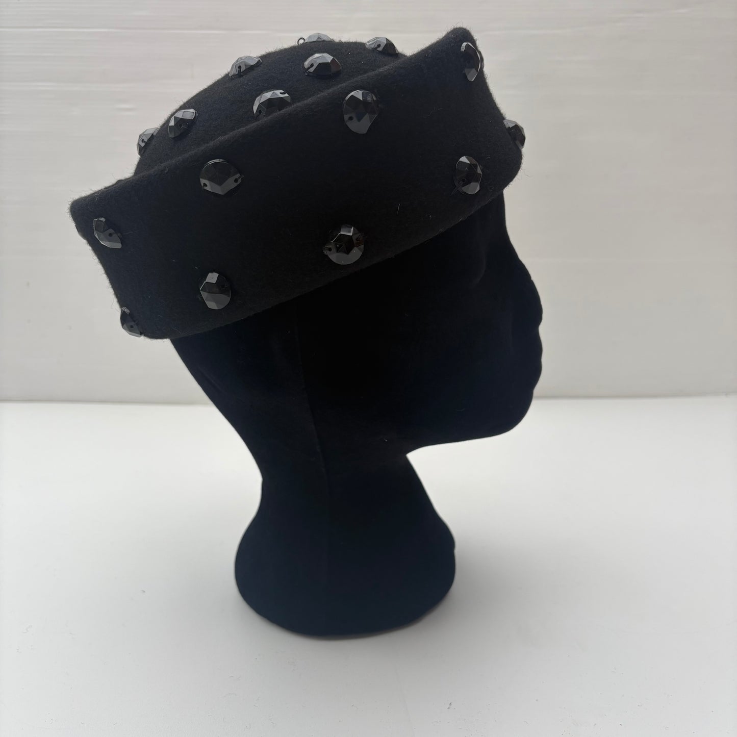 Pillbox nero- cappello tamburello