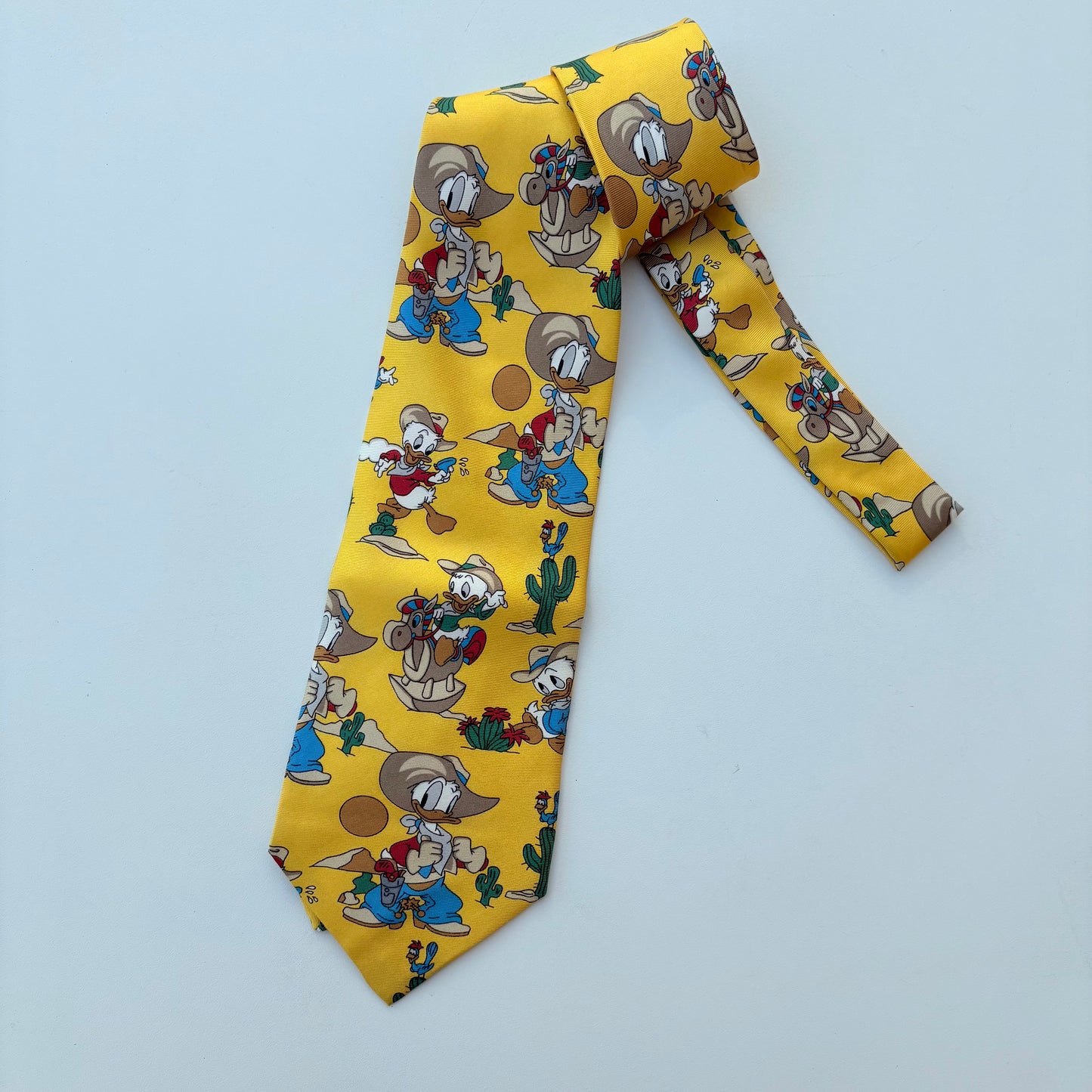 Paperino cow boy tie