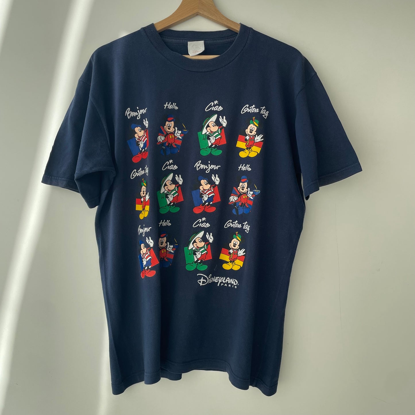 Mickey Mouse polyglotte ts