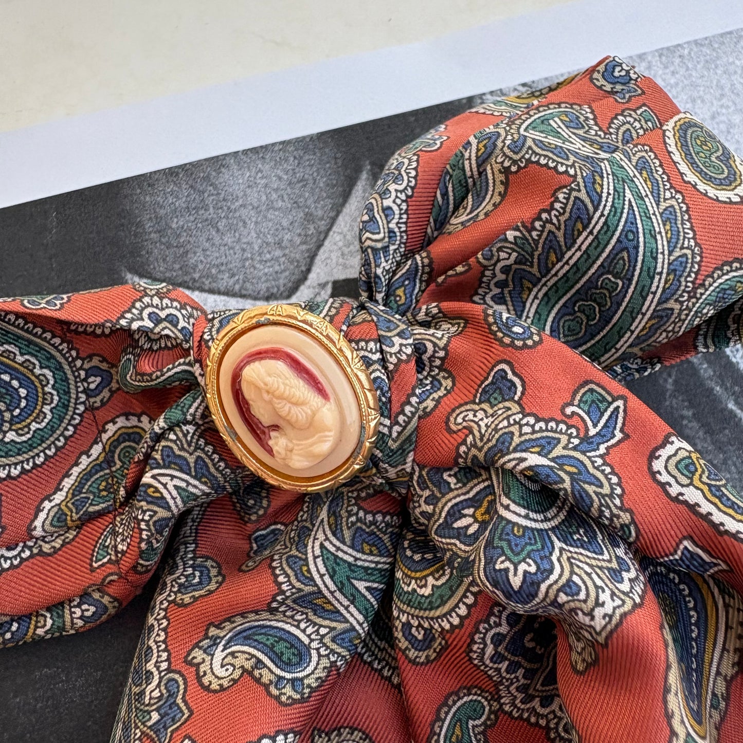 Fiocco paisley ruggine