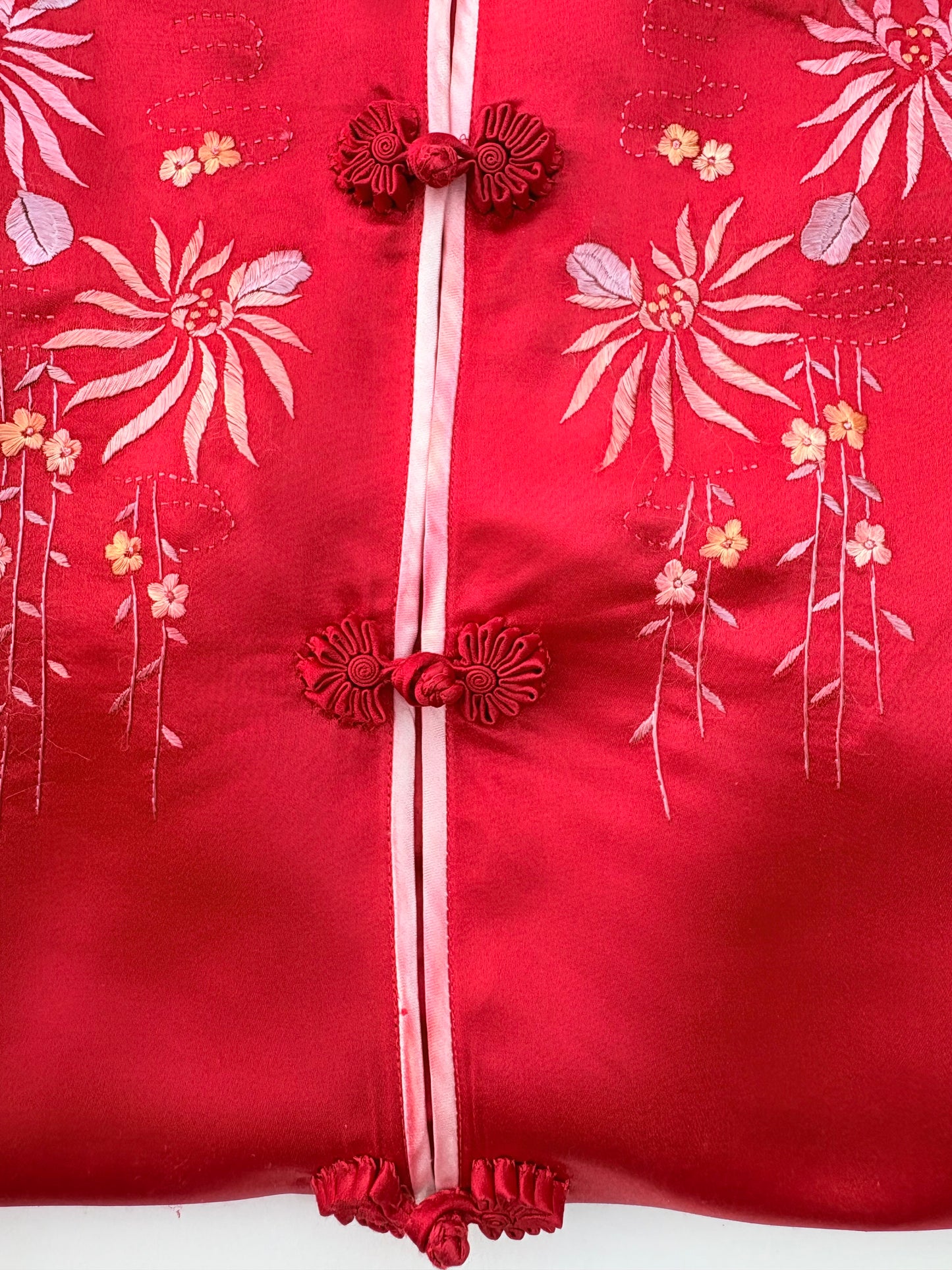 Completo orientale rosso