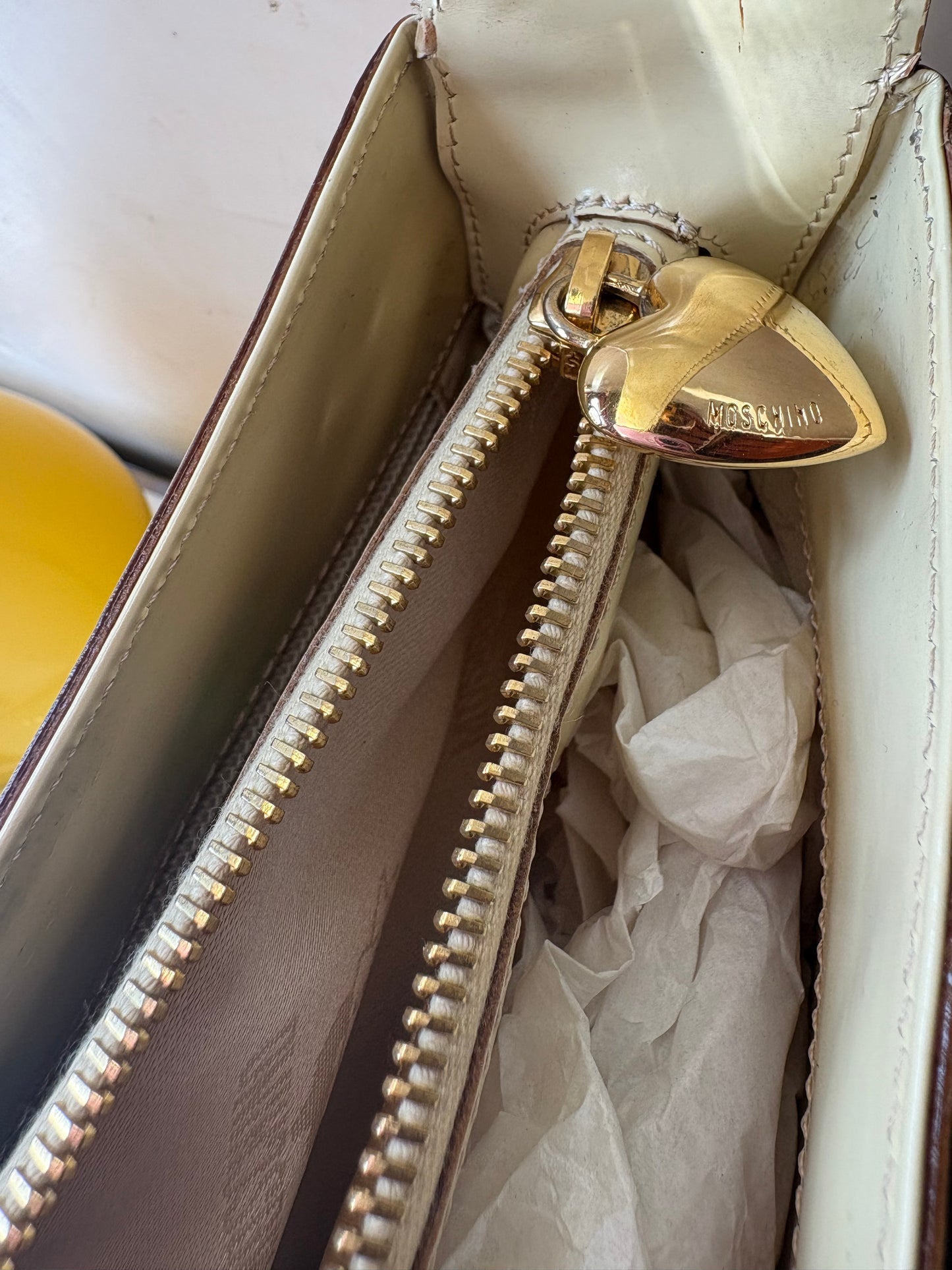 Moschino bag giallo sorbetto