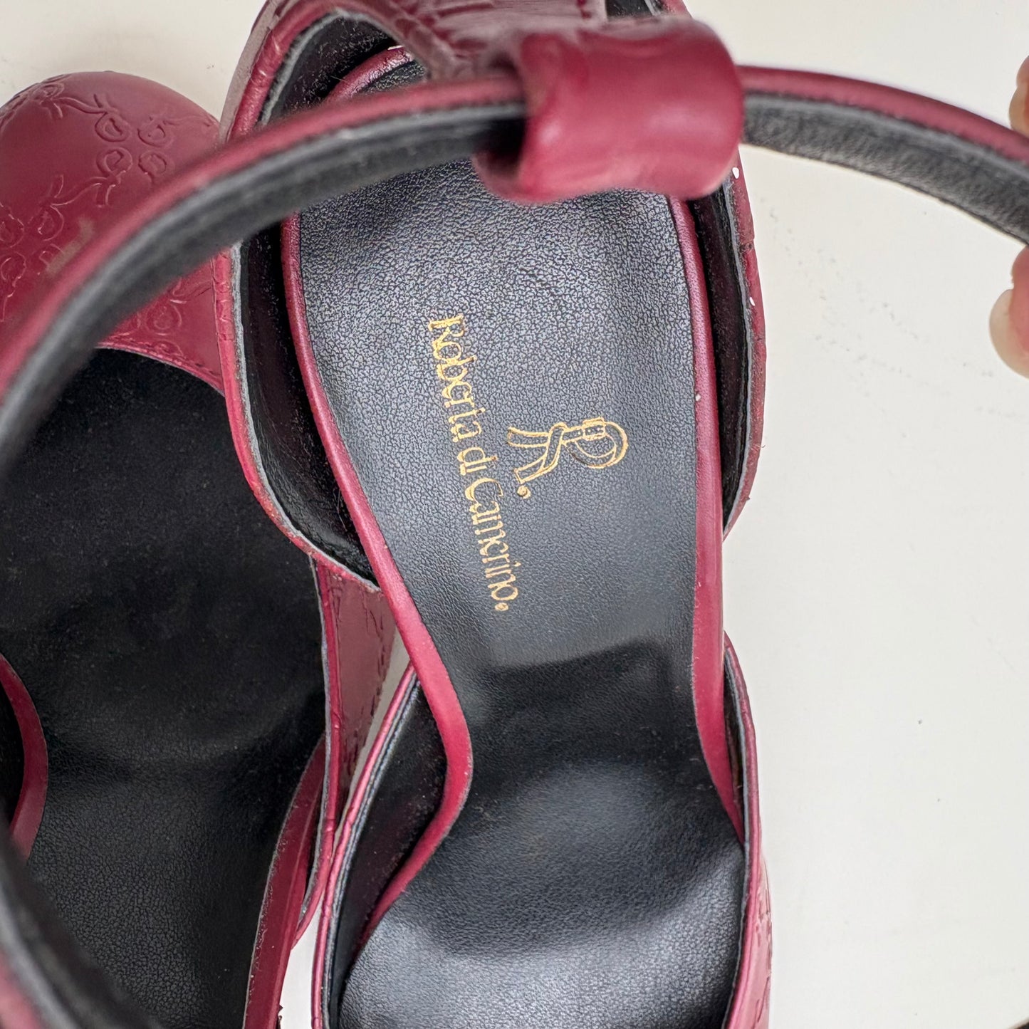 Mary Jane Roberta in bordeaux