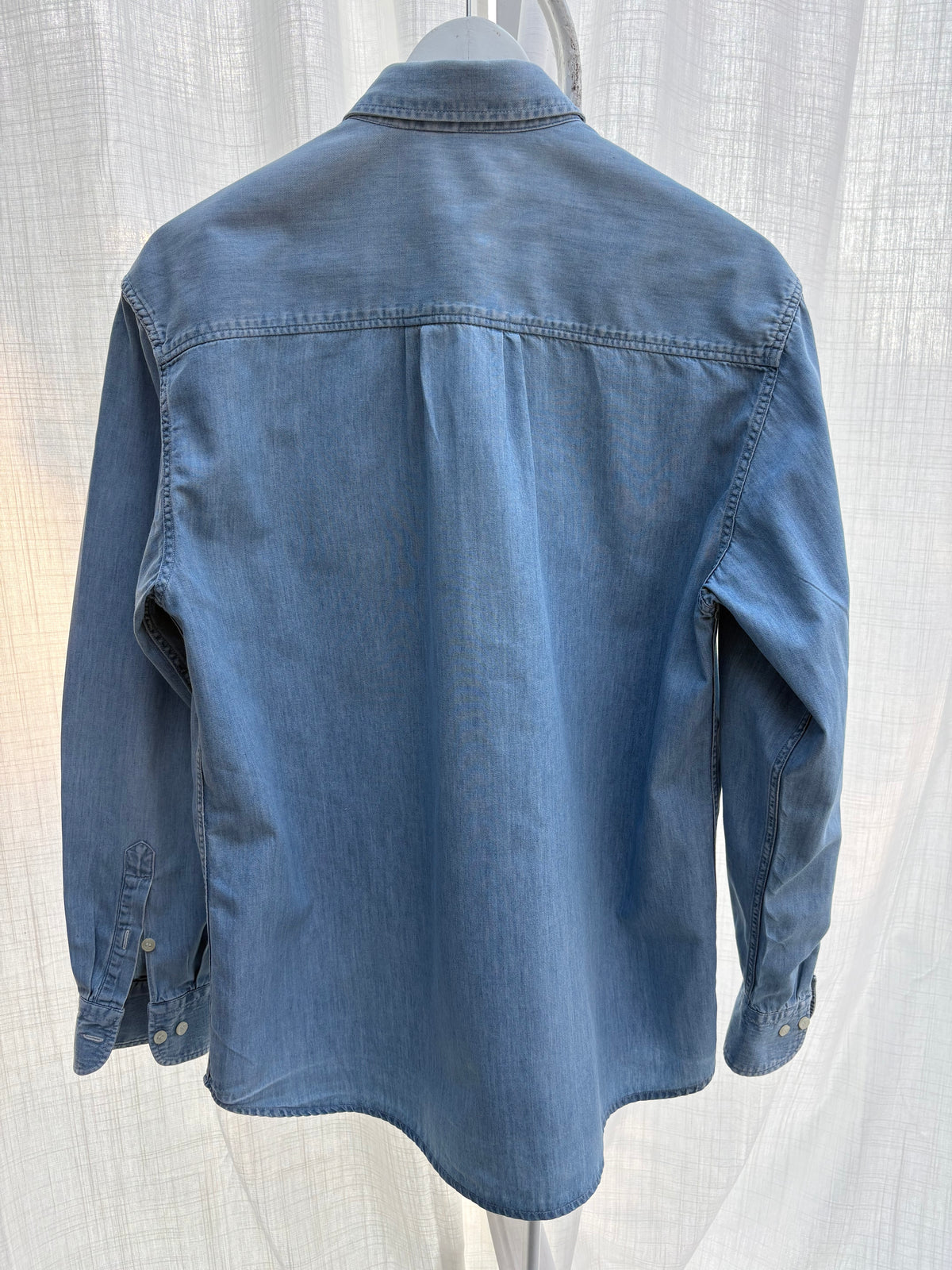 Camicia Schvili in jeans con Minnie pilota