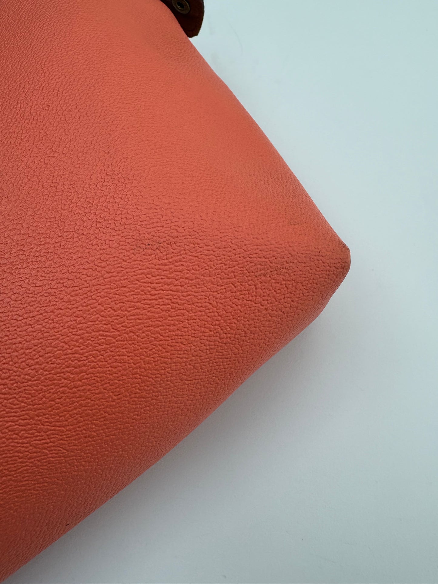 Trussardi albicocca con spessore