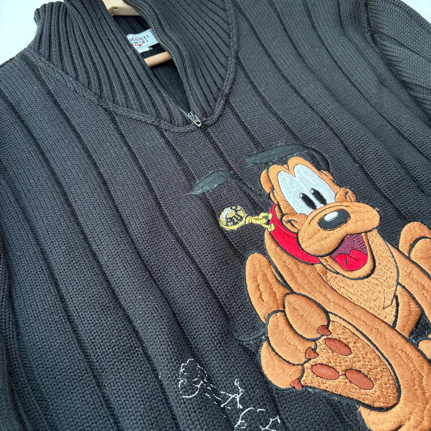 Pull con zip- Pluto