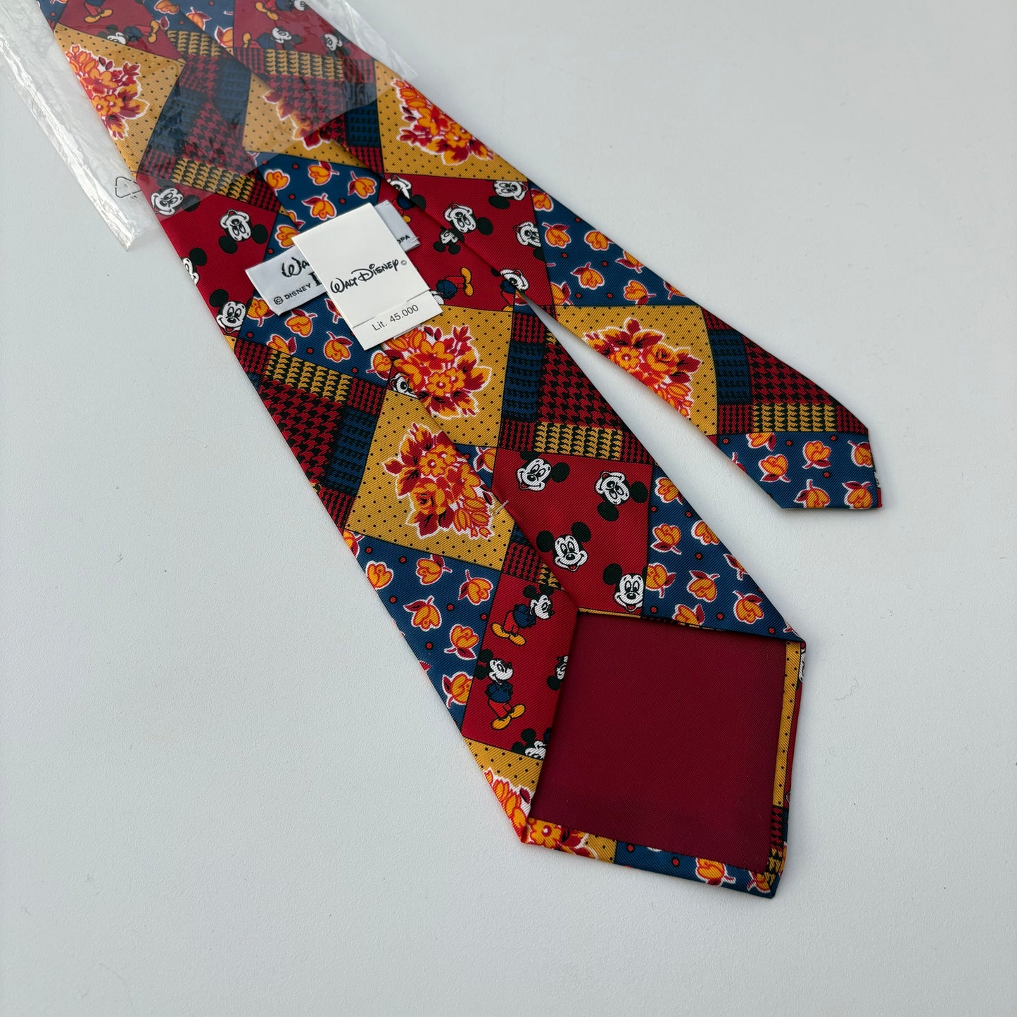 Cravatta fantasia patchwork e topolino