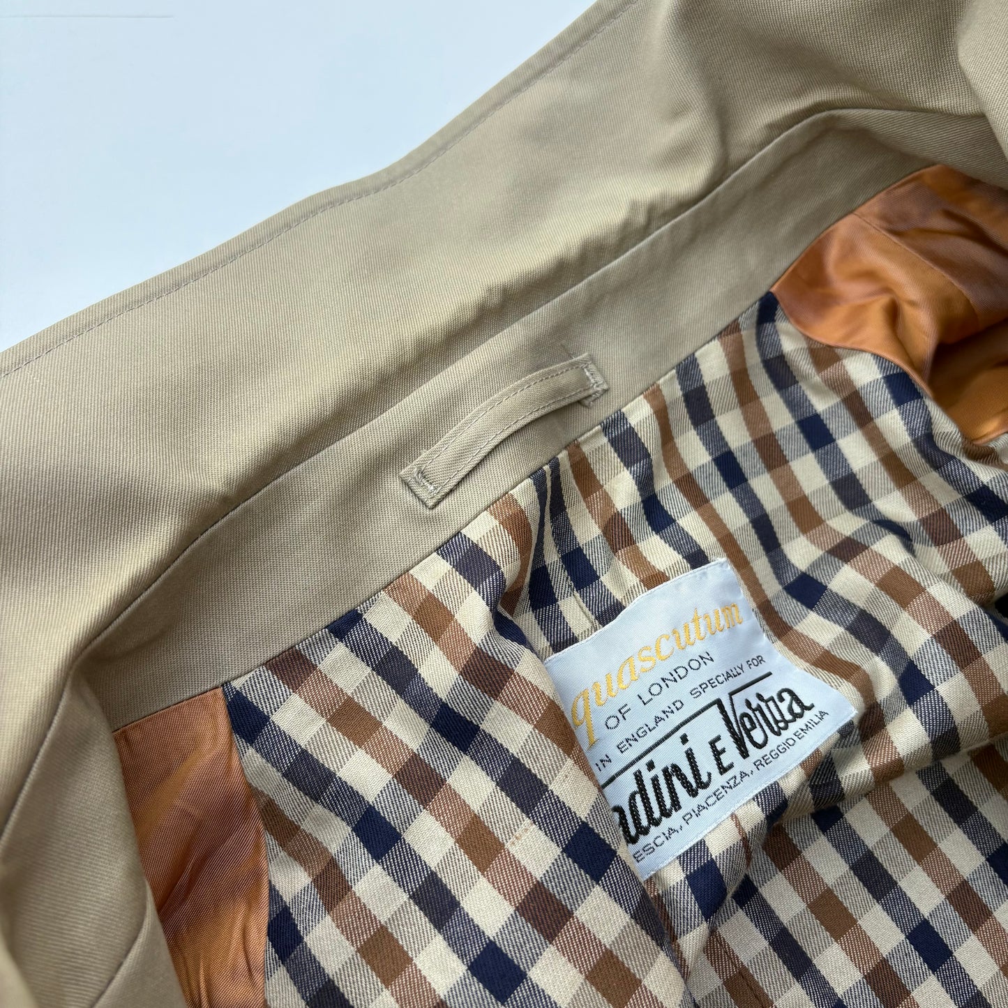 Aquascutum impermeabile